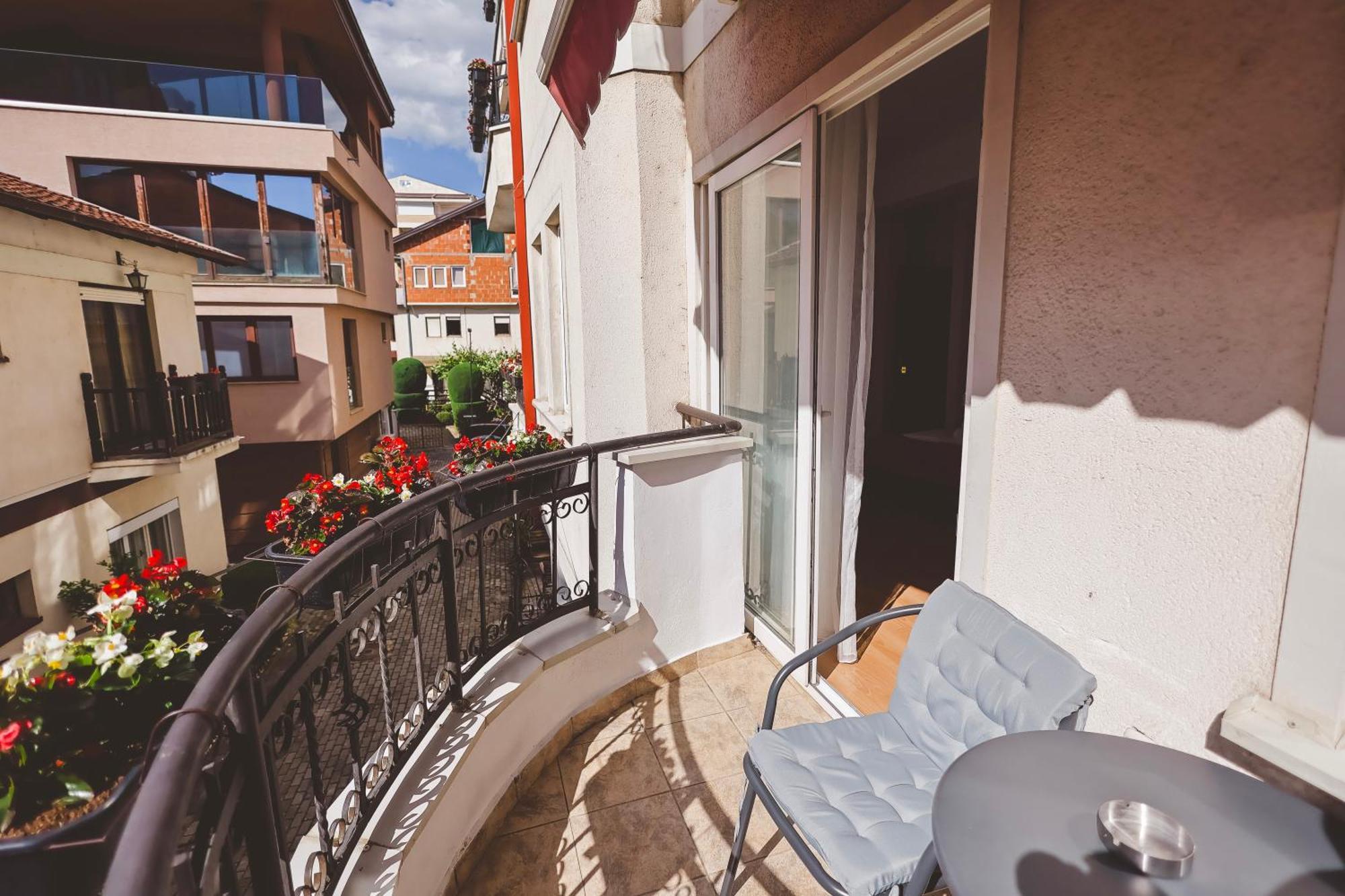 Ammotti Hotel Ohrid Buitenkant foto