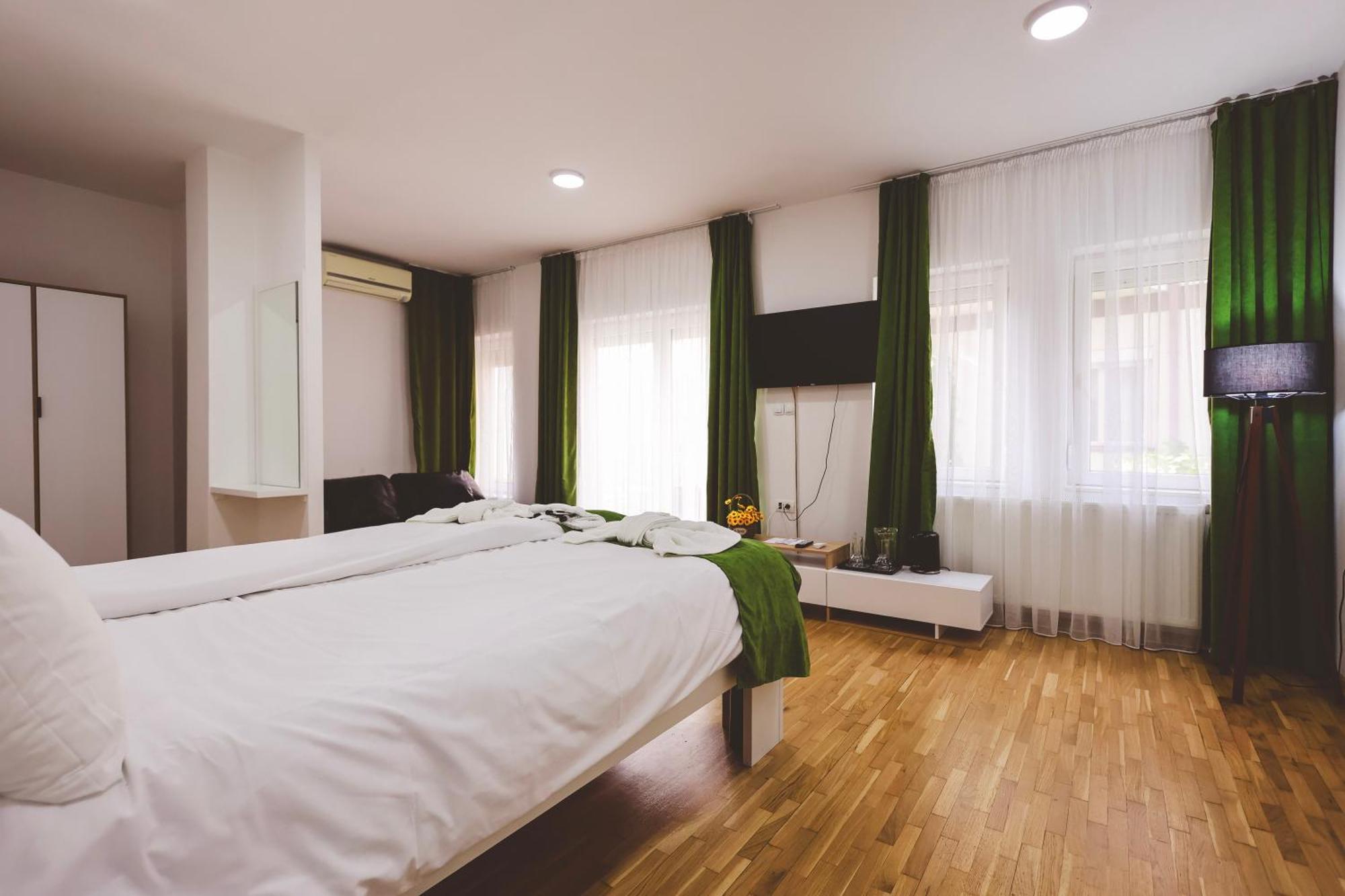 Ammotti Hotel Ohrid Buitenkant foto